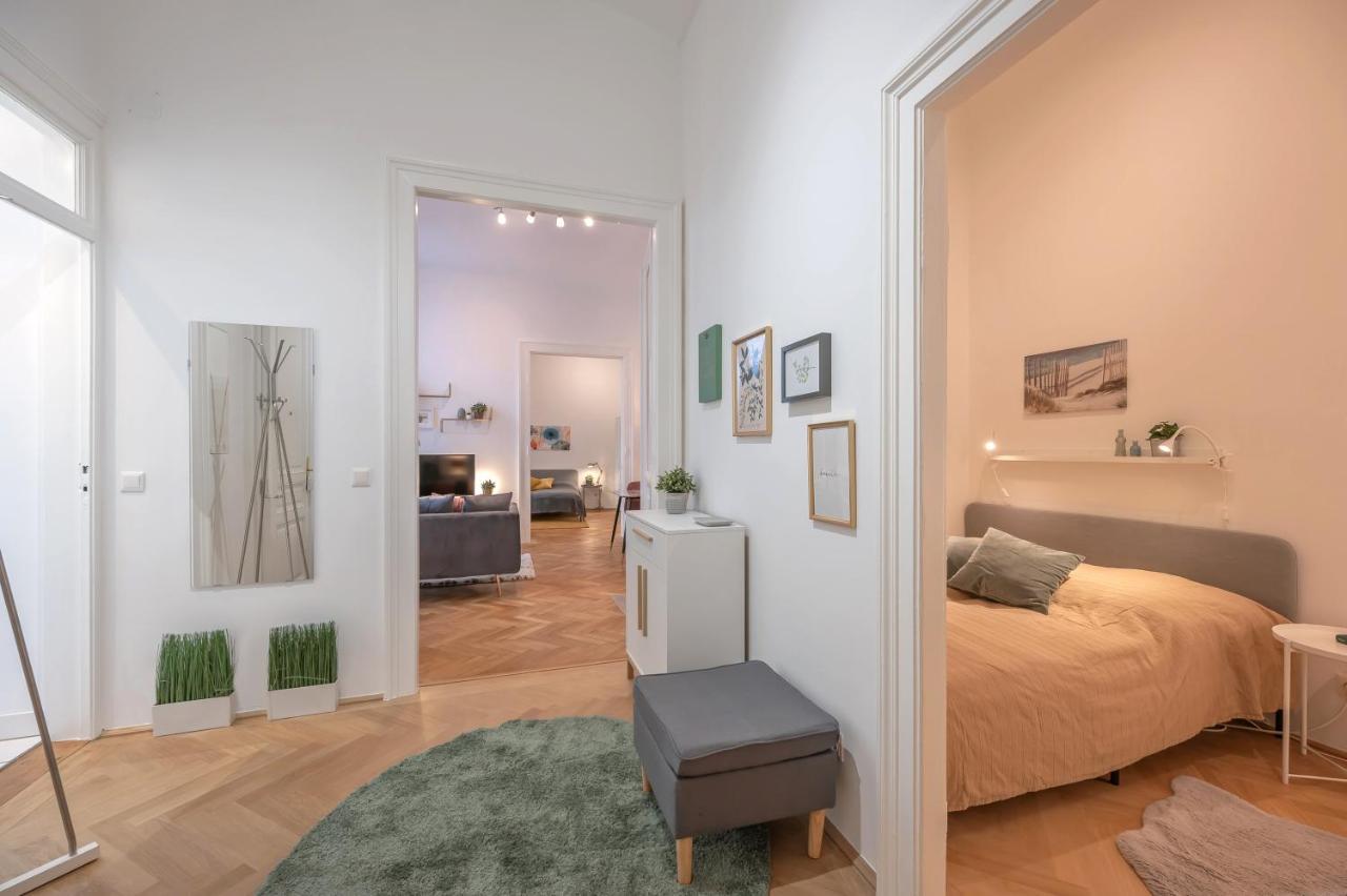 Cosy City Center Apartment Wien Exteriör bild