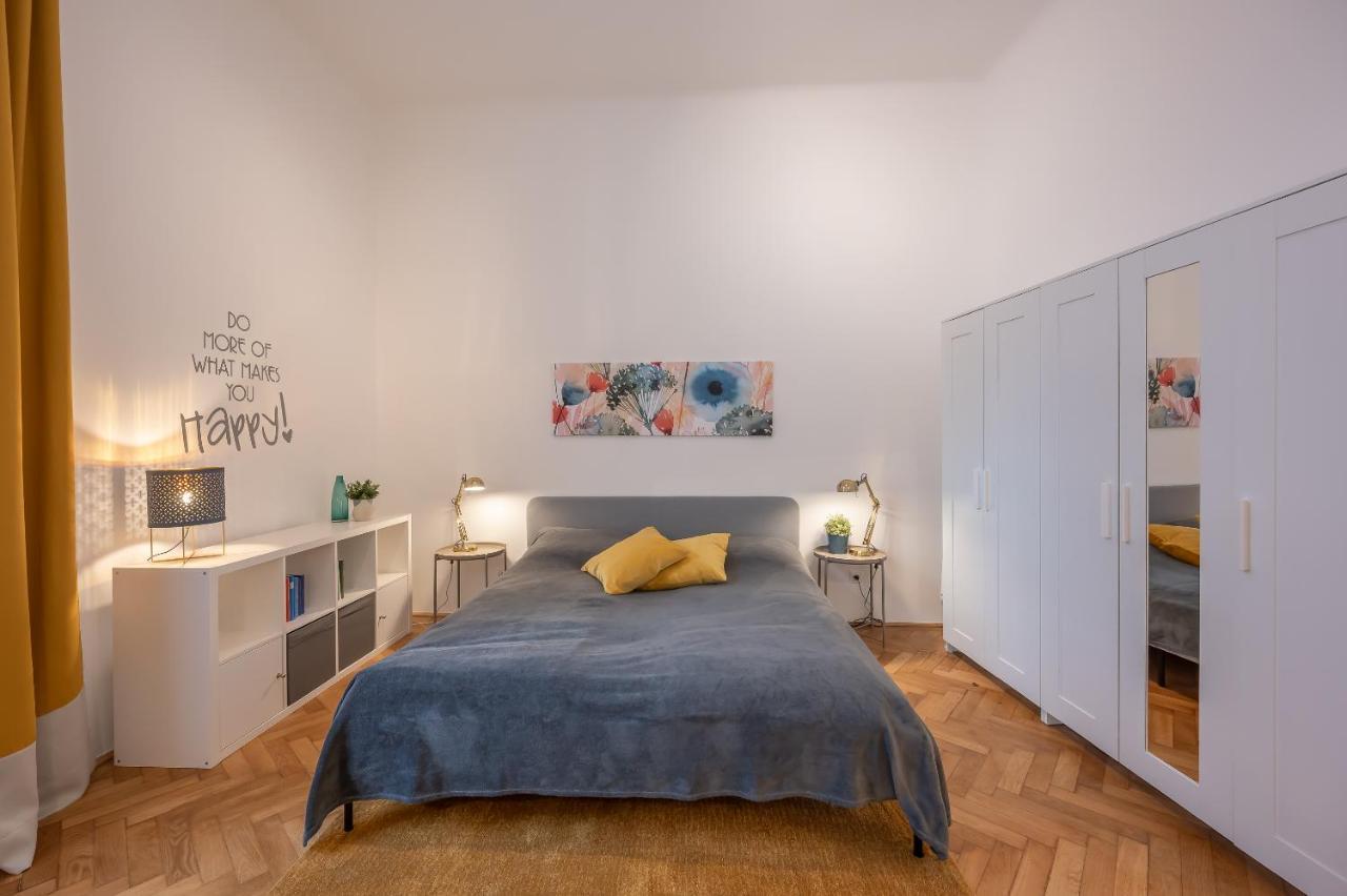 Cosy City Center Apartment Wien Exteriör bild